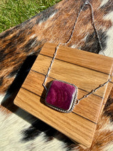 Load image into Gallery viewer, Purple Spiny Oyster Choker