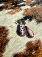 Load image into Gallery viewer, Purple Spiny Oyster Dangles