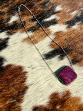 Load image into Gallery viewer, Purple Spiny Oyster Choker