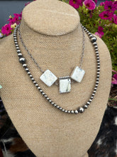 Load image into Gallery viewer, Domino Choker Necklace