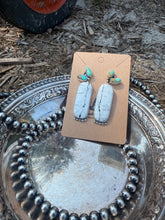 Load image into Gallery viewer, The Sierra Earrings