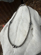 Load image into Gallery viewer, 19 in pearls