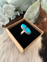 Load image into Gallery viewer, The Bentley Ring