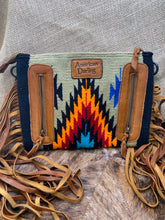 Load image into Gallery viewer, Tan Aztec Purse